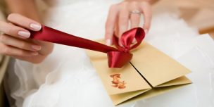 Как правильно выбрать свадебный подарок